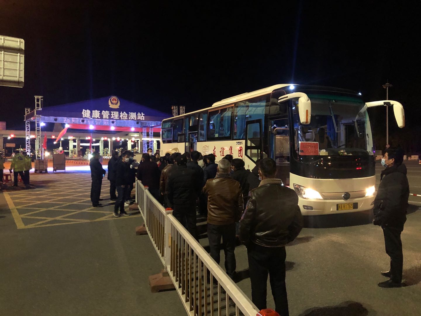 J9集团集团专车行动，江西籍员工返融！